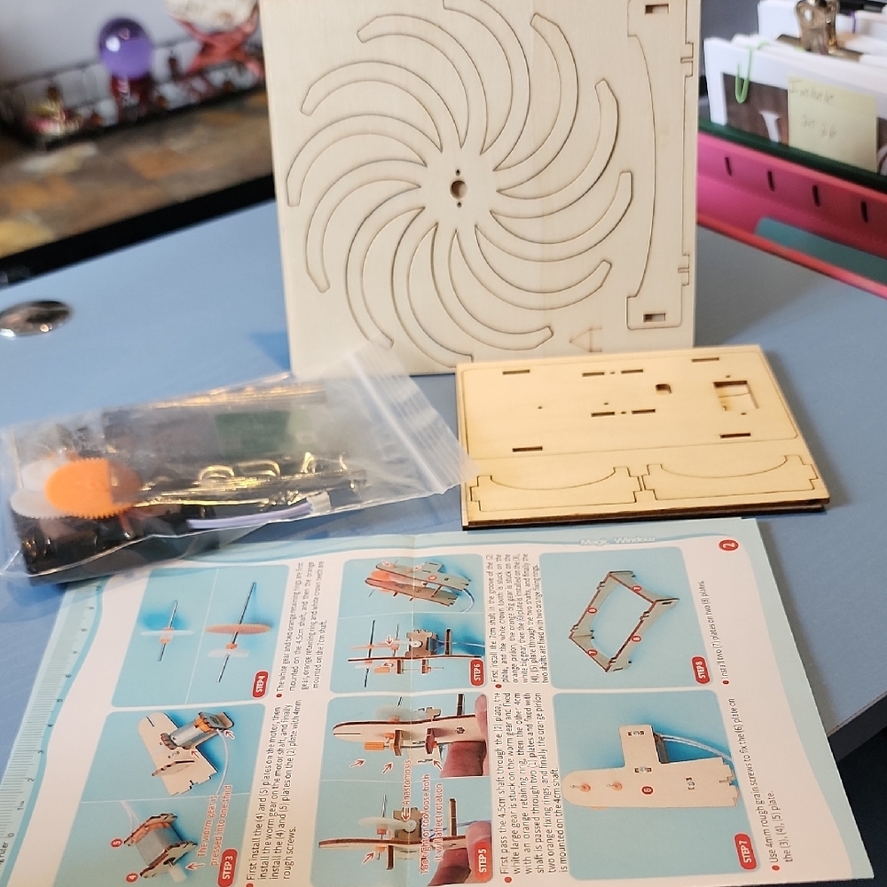 Magic Window 3D Puzzle Kit - Picture 2 of 5